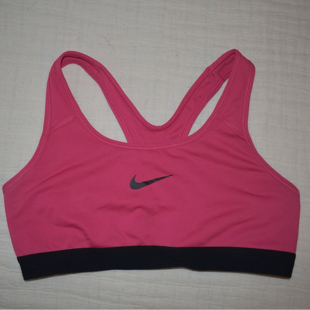 Nike Pro Women's Pink Sports Bra